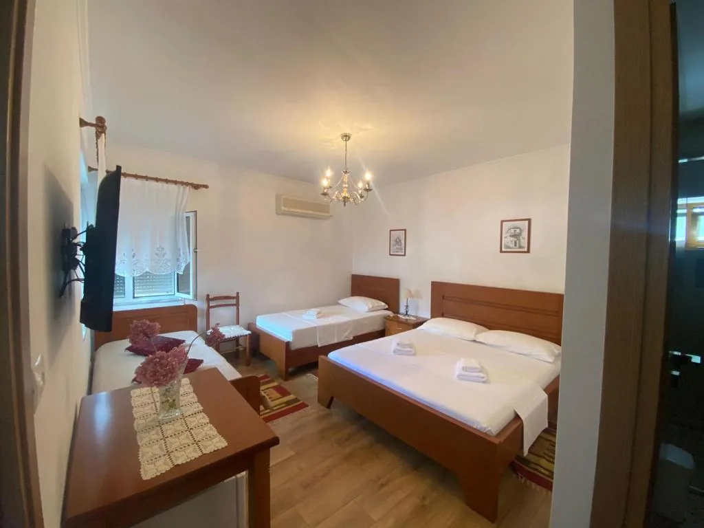 Family Room with Garden View — Old Town Hotel